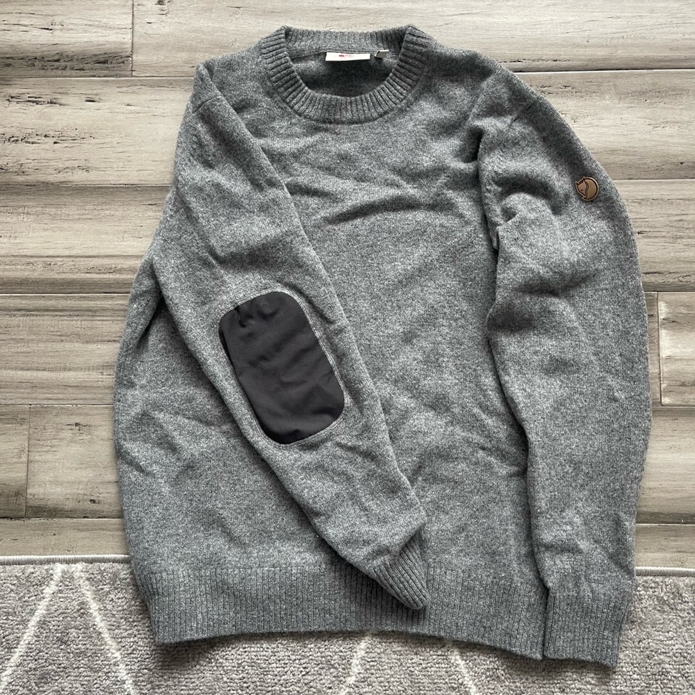 Fjall Raven Sweater!